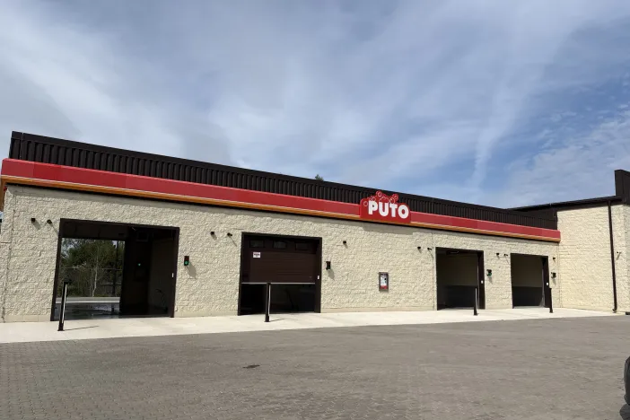 PUTO pa&scaron;apkalpo&scaron;anās automazgātava Vidzemes &scaron;osejā 85, Siguldā &ndash; ēka ar četrām mazgā&scaron;anas vietām