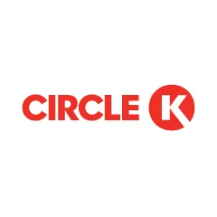 Circle K logotips ar sarkanu tekstu un simbolu uz balta fona.